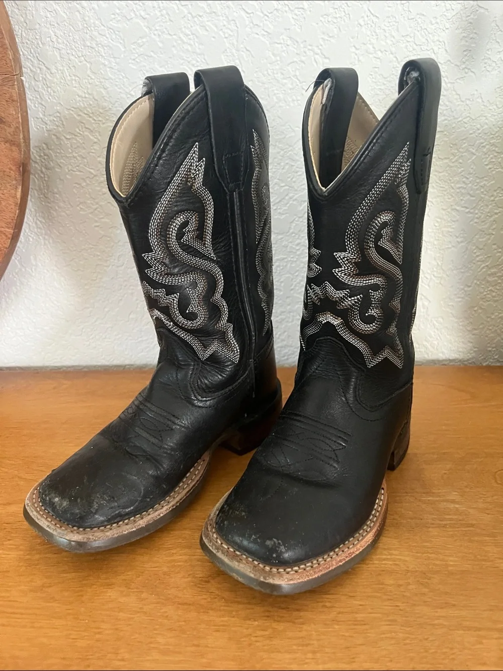 Cody James • Kids Black Western Cowboy Boots with Silver Stitching